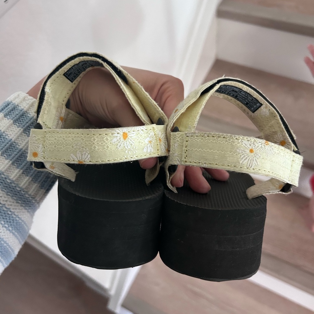 Teva Women's Adjustable Strap Sandals in Cream - Picture 12 of 12